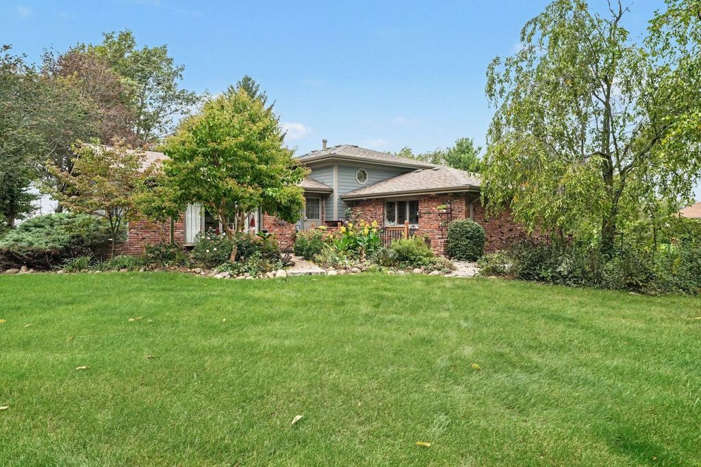 11858 Linden Street, Cedar Lake
