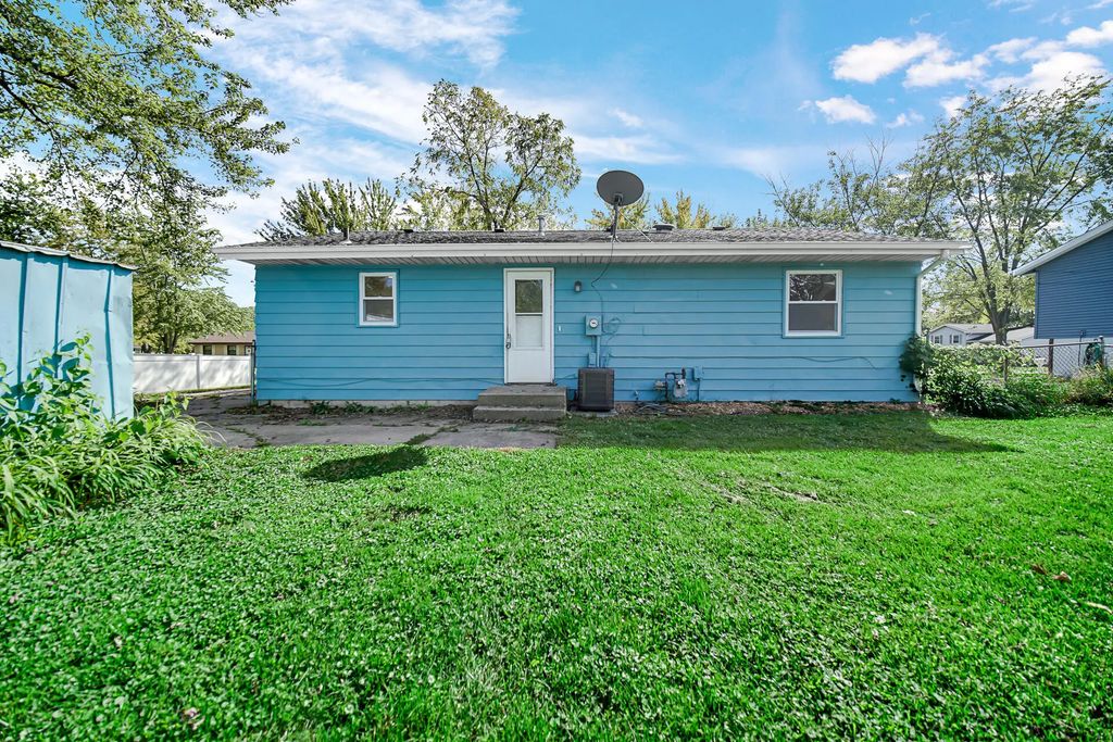 6414 W 131st Avenue, Cedar Lake