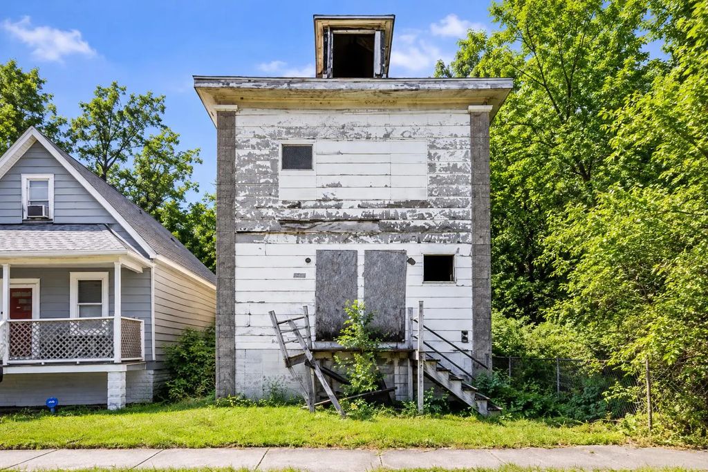 1241 W 17th Avenue, Gary