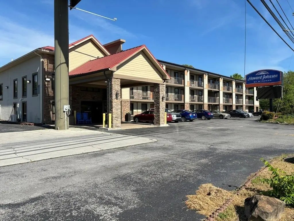 2162 Parkway, Pigeon Forge