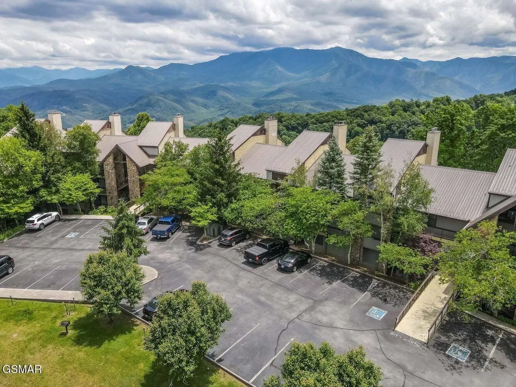 1130 Ski View Drive 212, Gatlinburg
