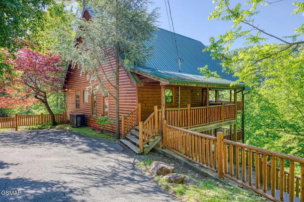 2766 Overholt Trail, Sevierville