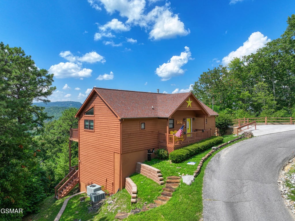 4109 Ole Smoky Way, Sevierville