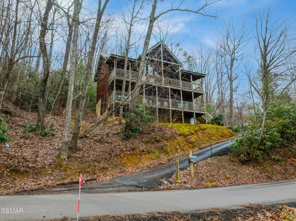 1346 N Baden Drive, Gatlinburg