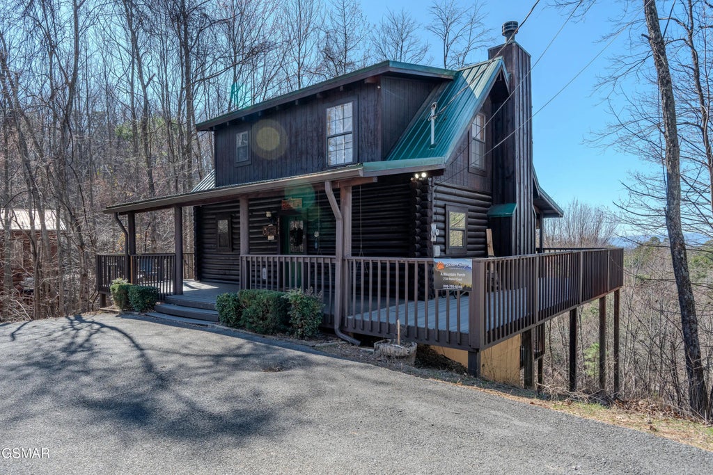 2134 Walnut Court, Sevierville