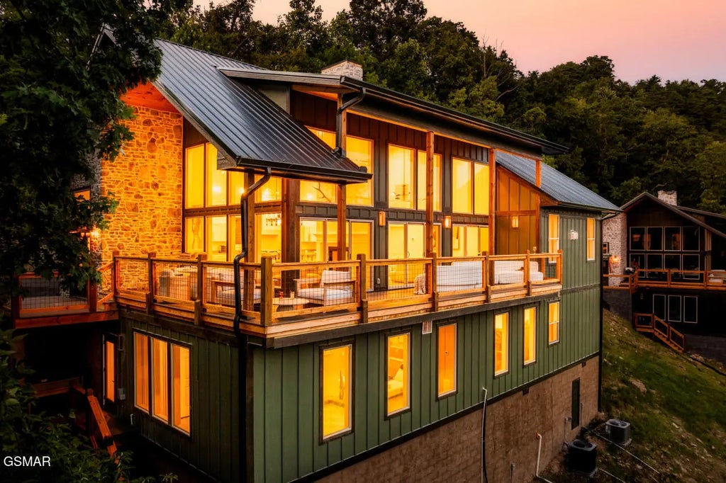 2931 Redtail Road, Sevierville