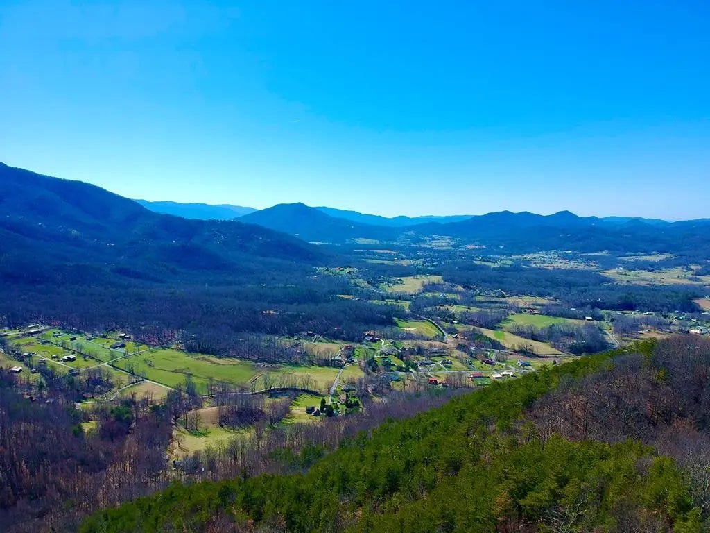 1-a,2-a,3- Ravens Den Way, Sevierville