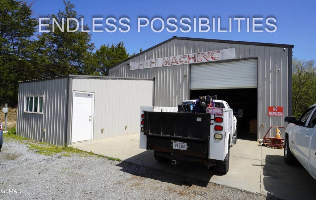 310 E Hwy 25, Newport