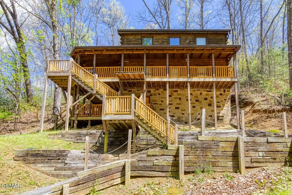 2442 Bobs Pass, Sevierville