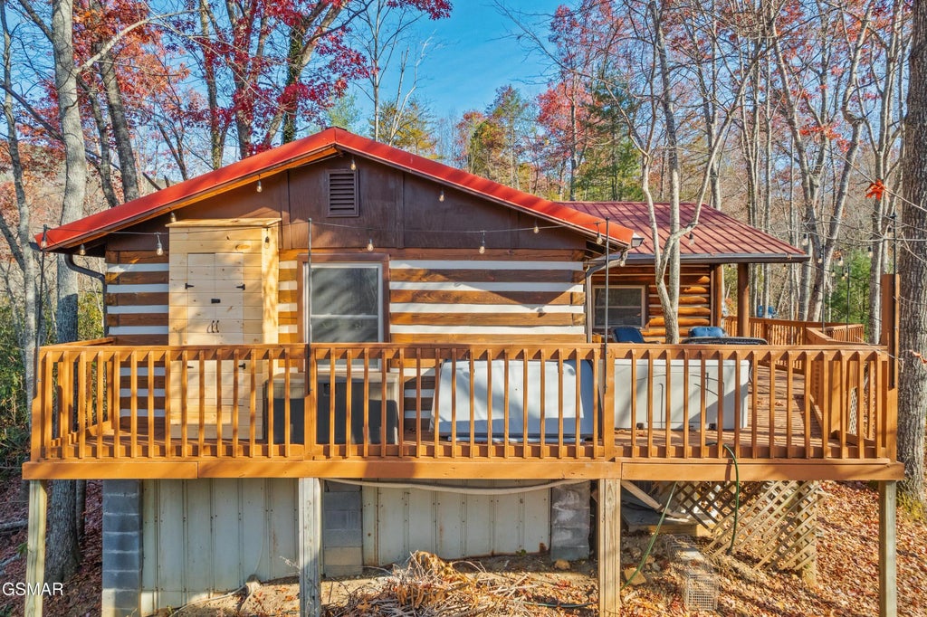 3847 Warden Branch Lane, Gatlinburg