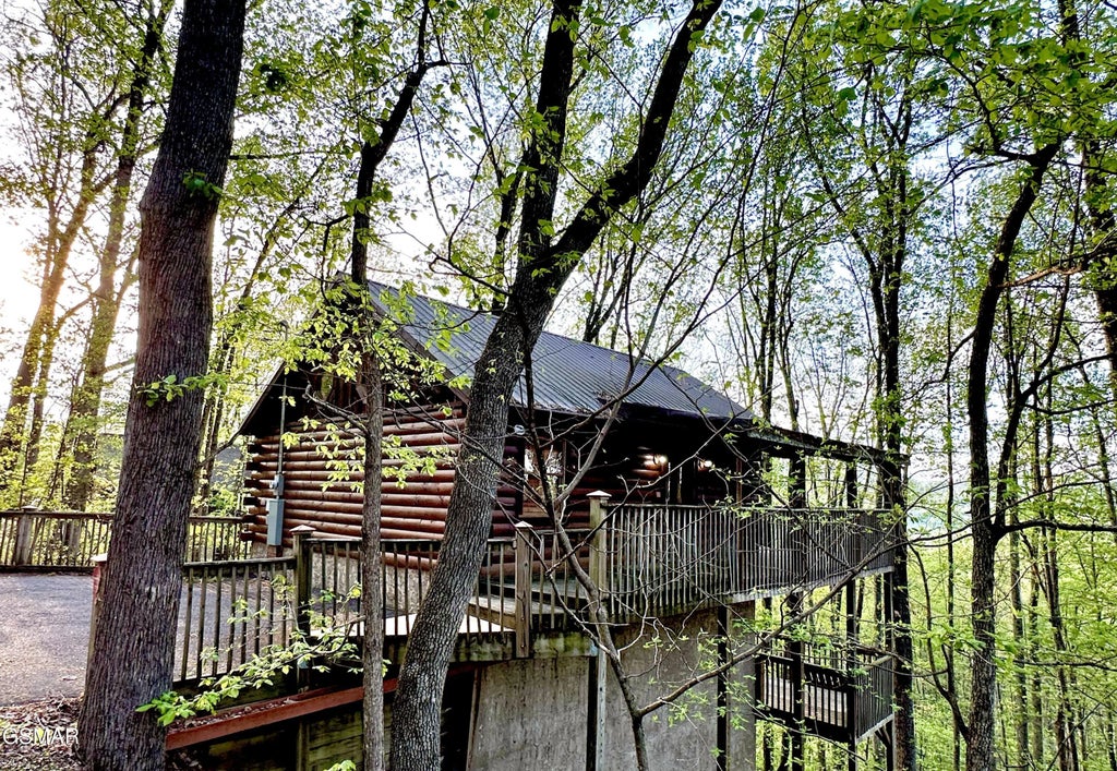 4080 Ole Smoky Way, Sevierville