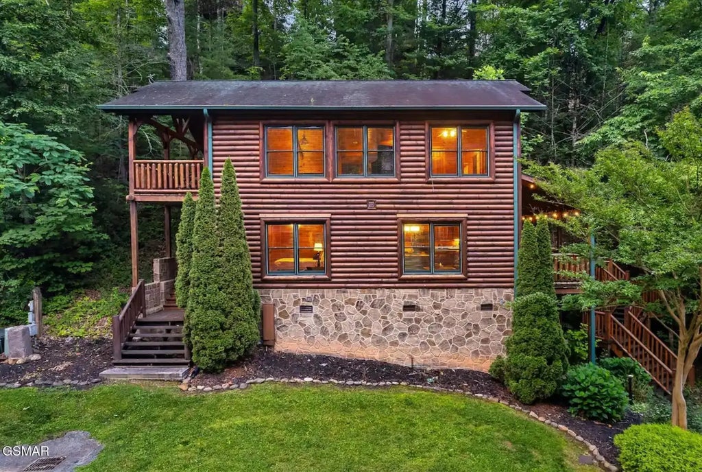 646 Gatlinburg Falls Way Way, Gatlinburg