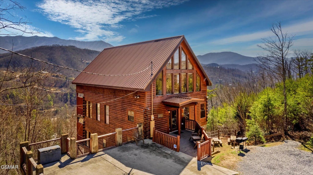 204 Pinnacle Drive, Gatlinburg