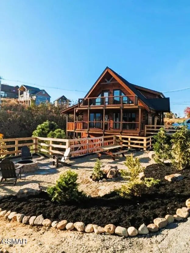 710 Village Loop Road, Gatlinburg