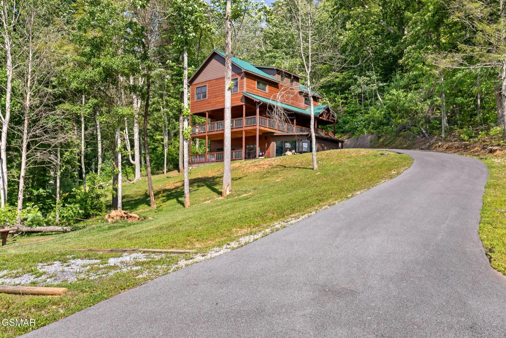 3181 Thomas Headrick Road, Sevierville