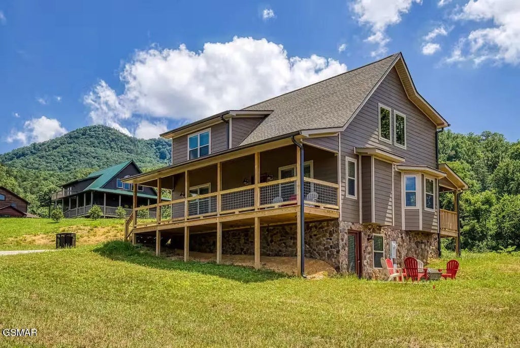 3136 Thomas Headrick Road, Sevierville