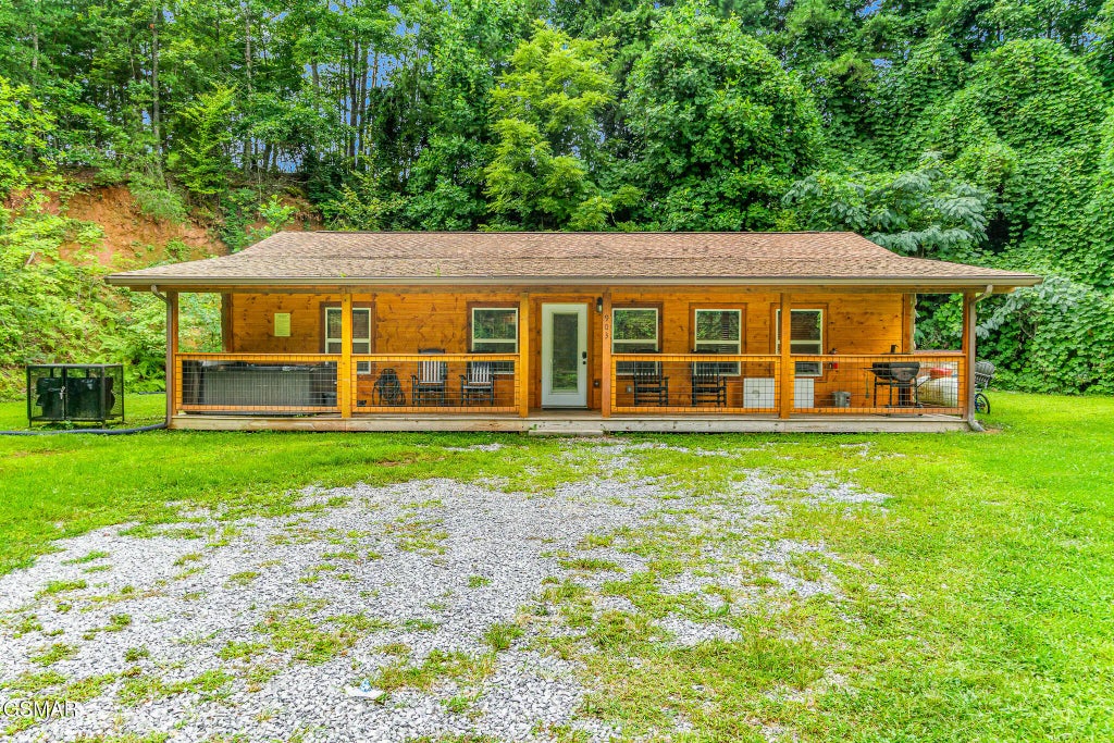 903 Johns Branch Road, Gatlinburg
