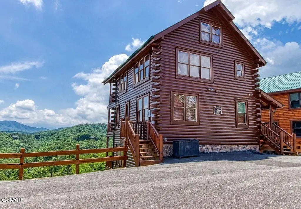 2834 White Oak Ridge Lane, Sevierville