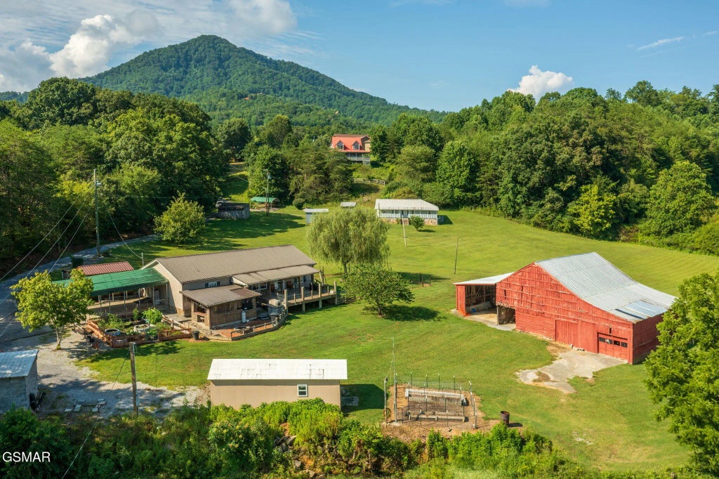 3130-3132 Westover Drive, Sevierville