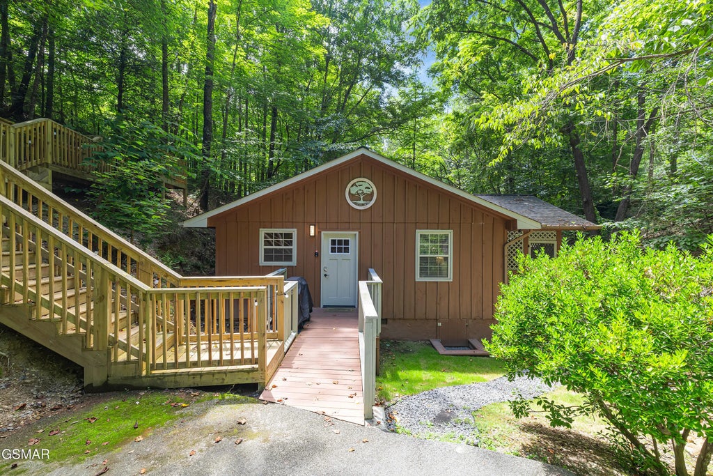 4151 Oak Ridge Street, Pigeon Forge