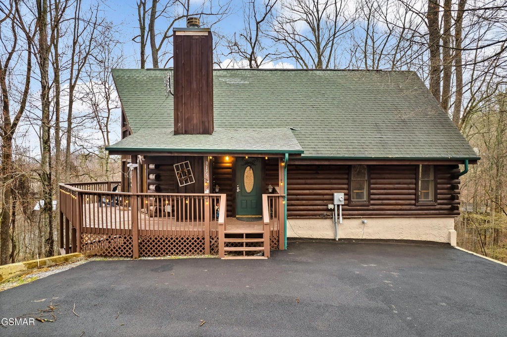 3175 Emerald Springs Loop, Sevierville