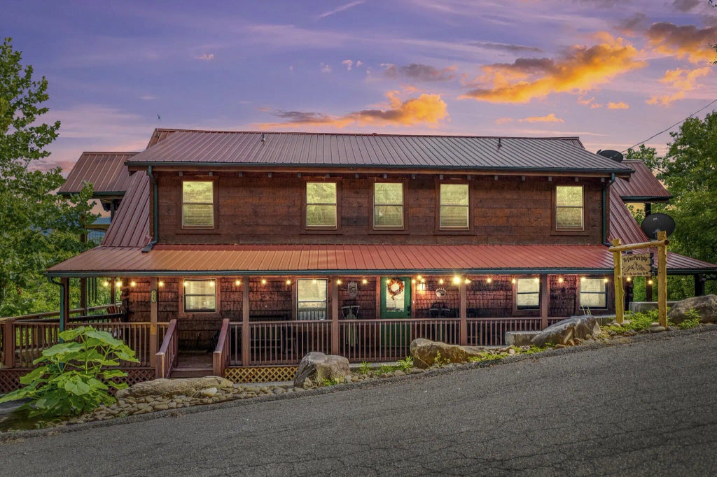 725 Big Bear Ridge Road, Gatlinburg