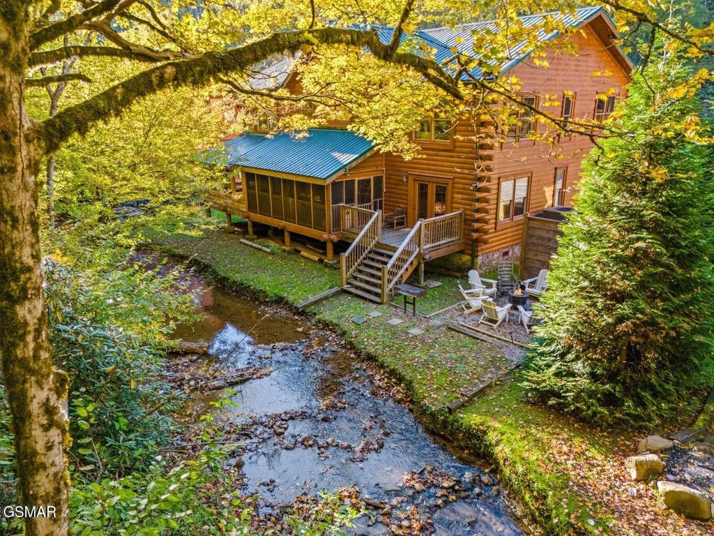 307 Caney Creek Road, Pigeon Forge