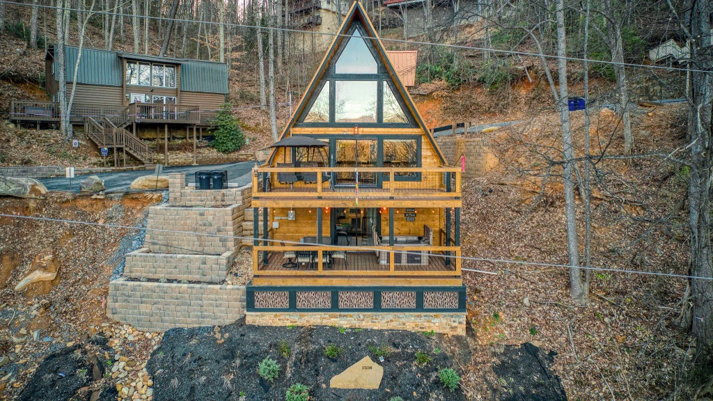 1508 Zurich Road, Gatlinburg