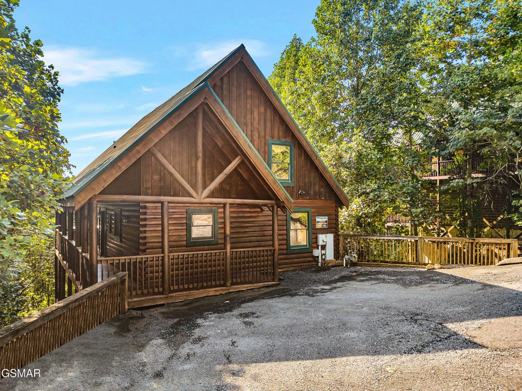 4445 Forest Vista Way, Pigeon Forge