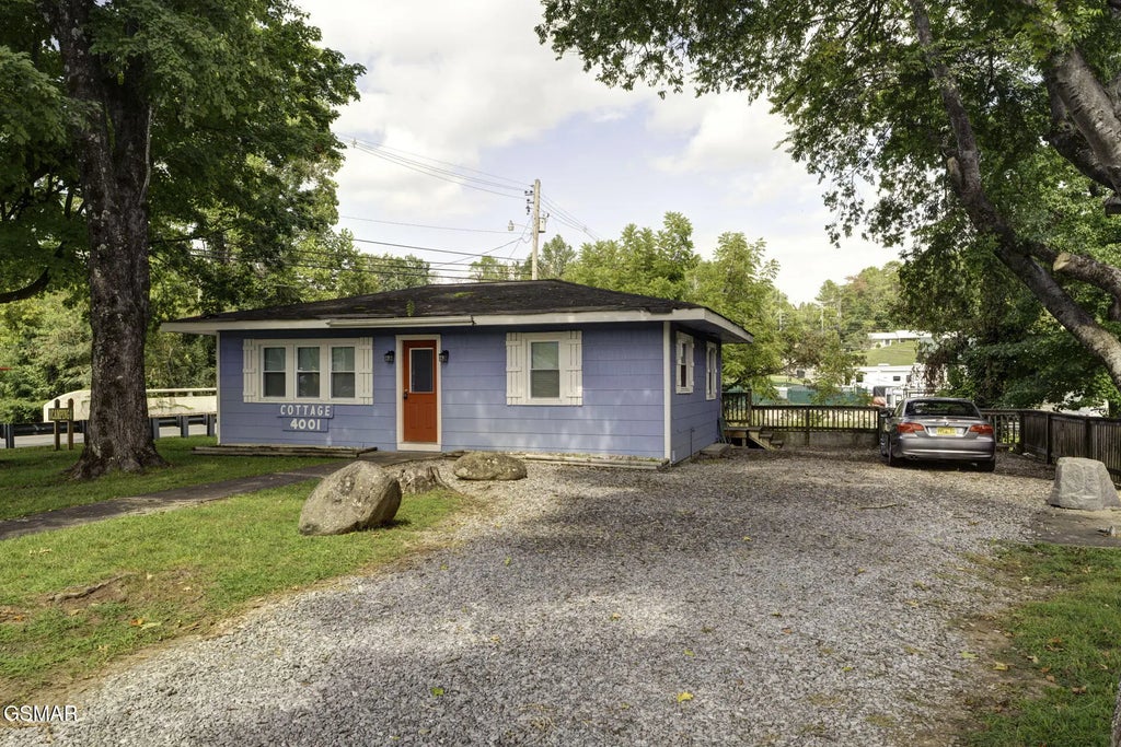 4001 S River Road, Pigeon Forge