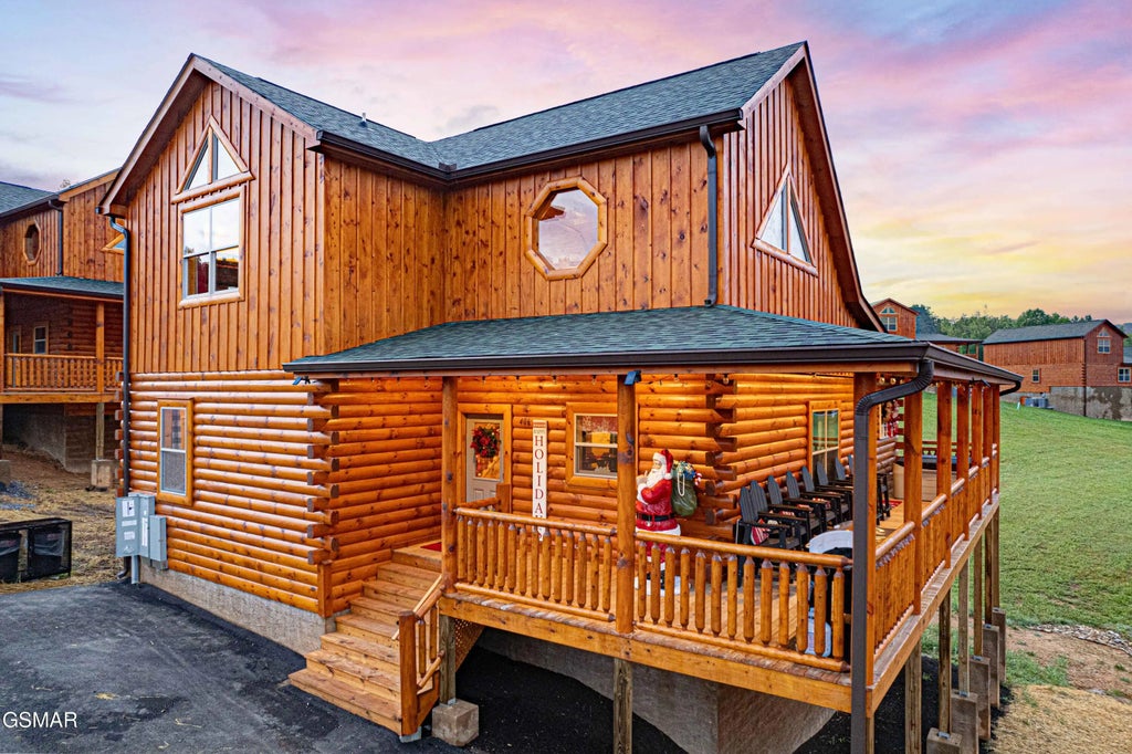 406 Southern Sun Way, Pigeon Forge