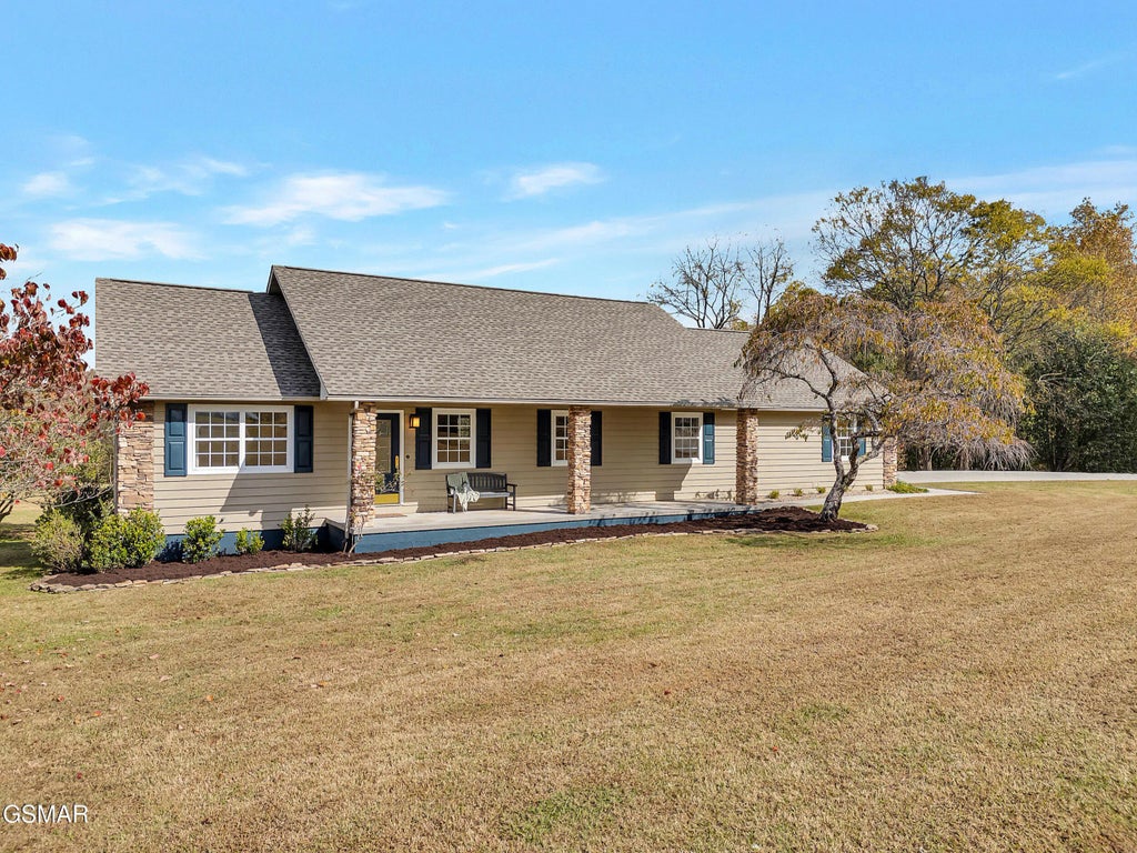 851 Eagle View Drive, Kodak