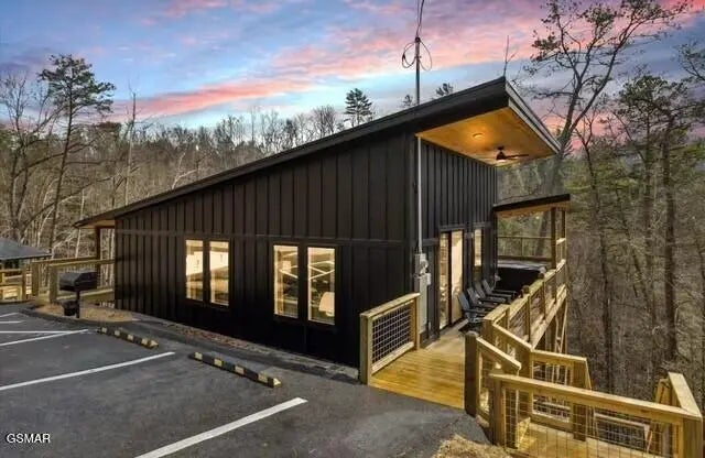 - Stepping Stone Road, Sevierville