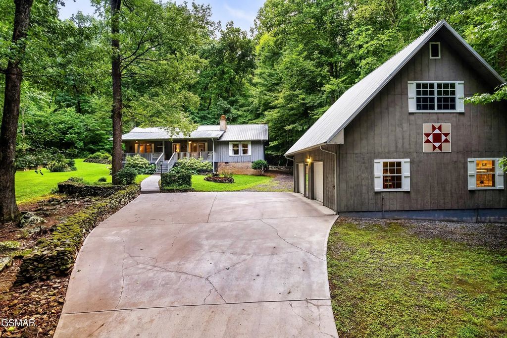 3480 Sugar Camp Circle, Sevierville