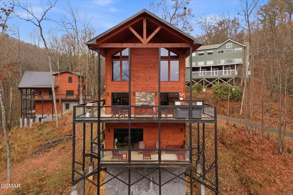 1110 Laddie Buck Lane, Gatlinburg