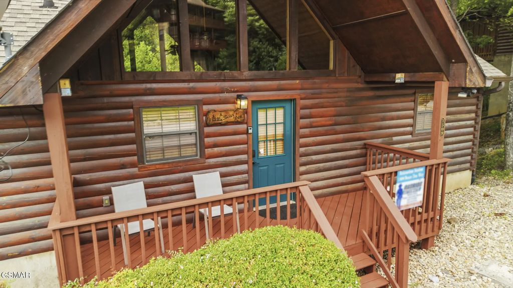1509 Bears Den Way, Sevierville
