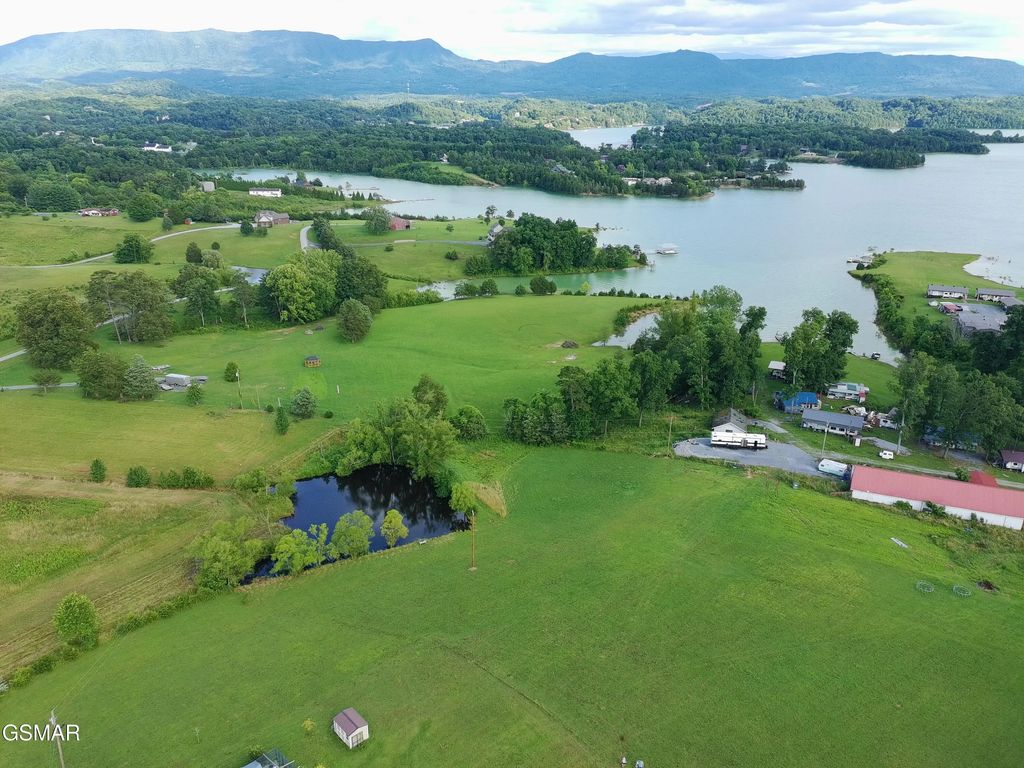 Lot 3 Chestnut Hill Road, Dandridge