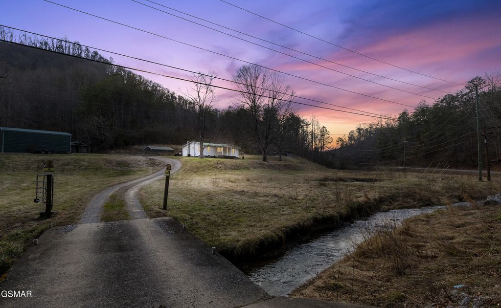 1145 Little Cove Road, Sevierville