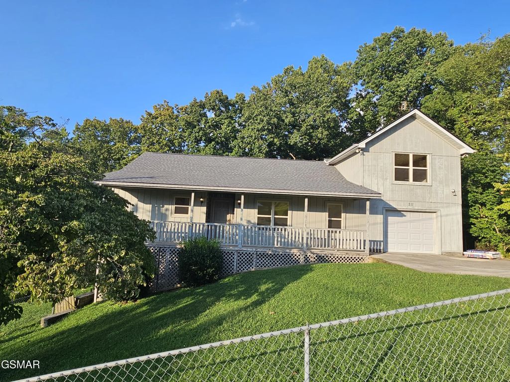 211 Sequoyah Trail, Rutledge