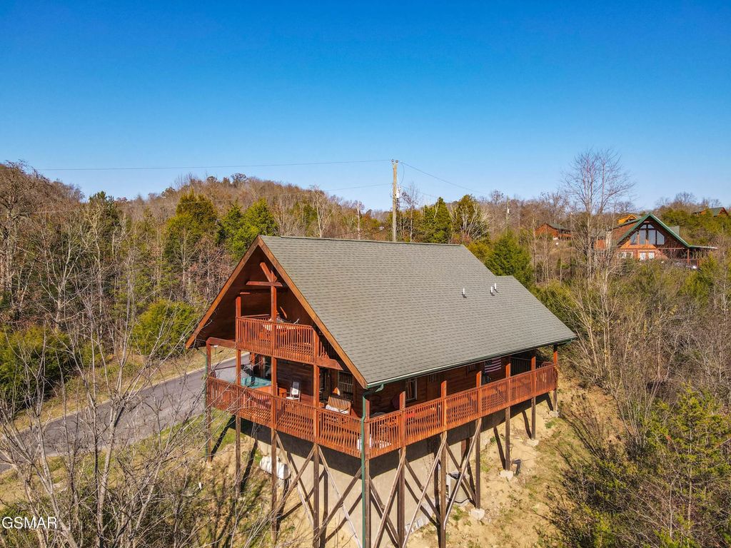 2355 Wingspan Drive, Sevierville