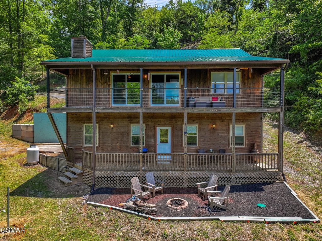 2759 Wildwood Road, Dandridge