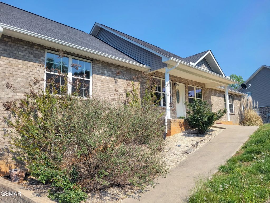 3236 Sandpiper Court, Kodak