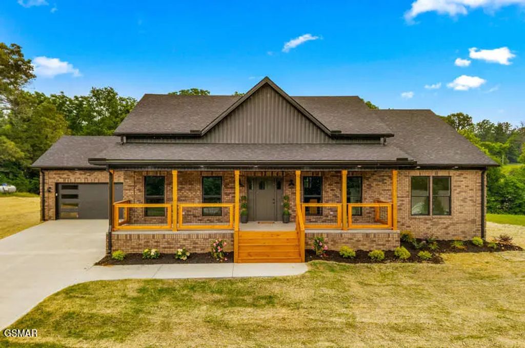 249 Buttercup Fields, Newport