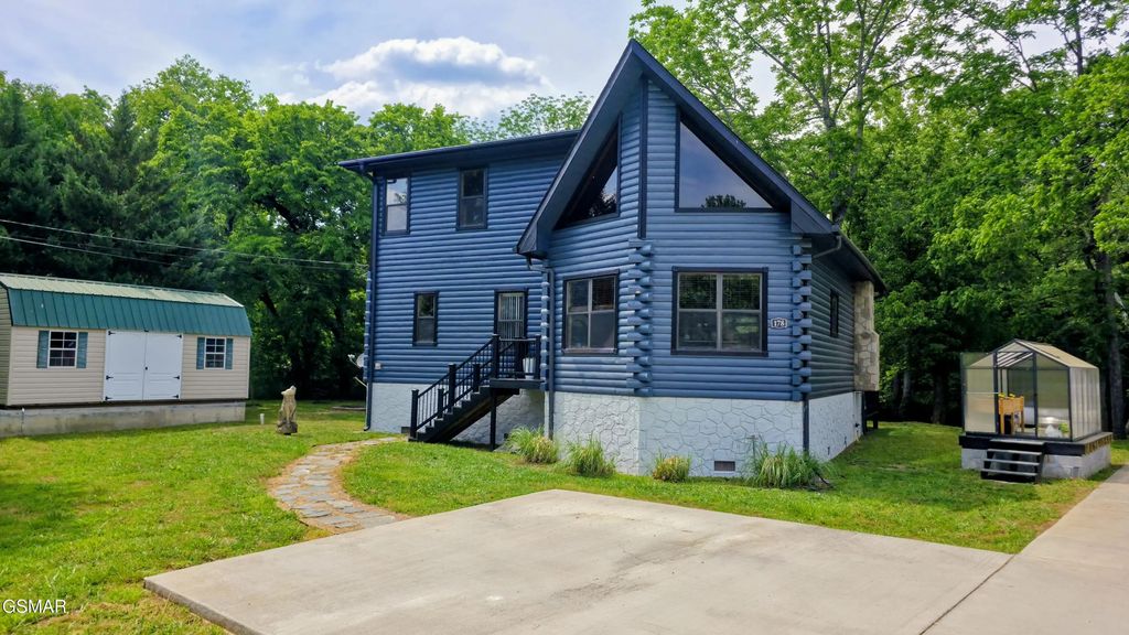 178 Wilton Springs Road, Newport