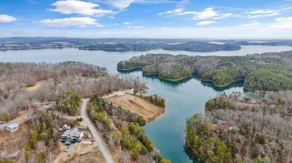 1006 Eric Court, Sevierville