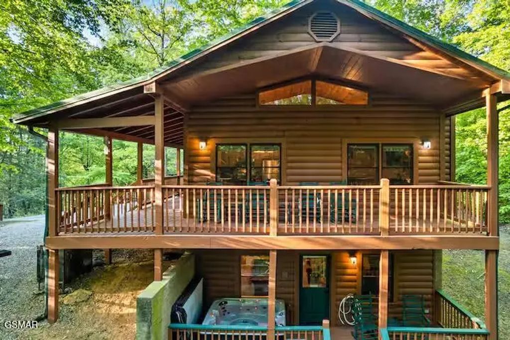 3828 Saddle Brook Way, Sevierville