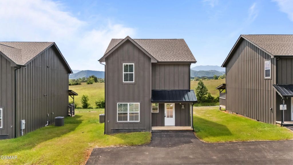 958 Lacy Ct, Sevierville
