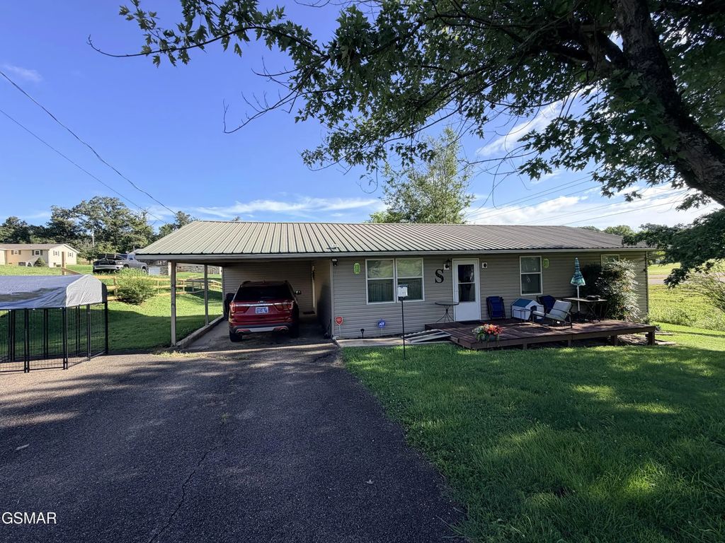 155 Skyline, Newport