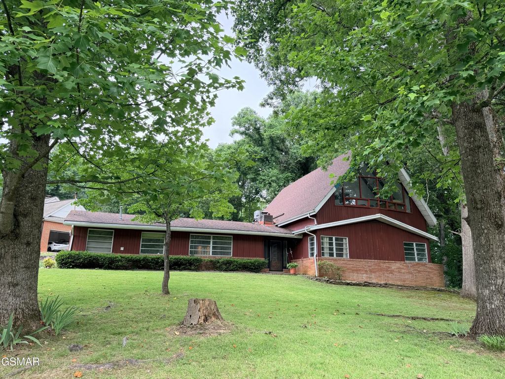 1072 Missionary Ridge Road, Newport