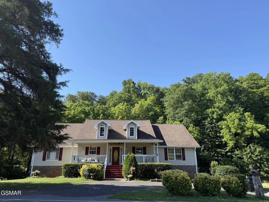 747 Gists Creek Road, Sevierville